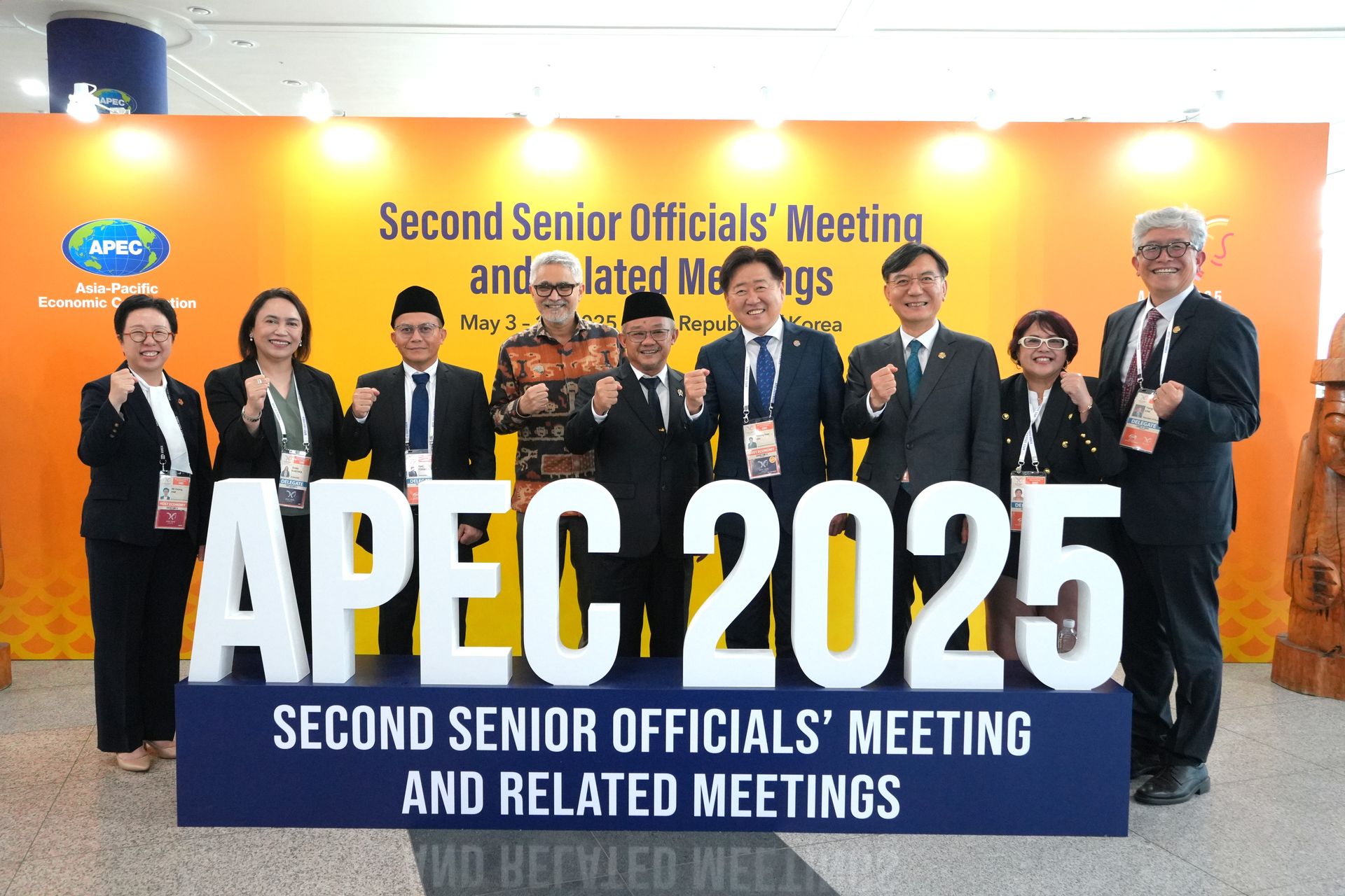 Menteri Pendidikan APEC ketujuh, Menteri Pendidikan Dasar dan Menengah (Mendikdasmen), Abdul Mu'ti mengadakan pertemuan bilateral dengan Gubernur Provinsi Jeju, Korea Selatan (13/5/2025)