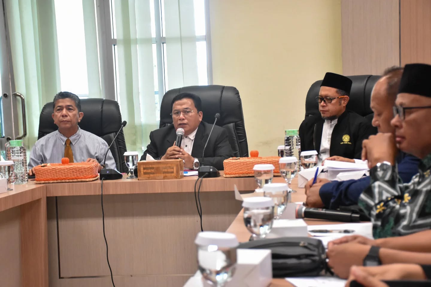 Pemkab Kubu Raya Gelar Rakor Bahas Tarekat Al-Mu'min di Kantor Bupati Kubu Raya, pada Senin, 4 Agustus 2025.