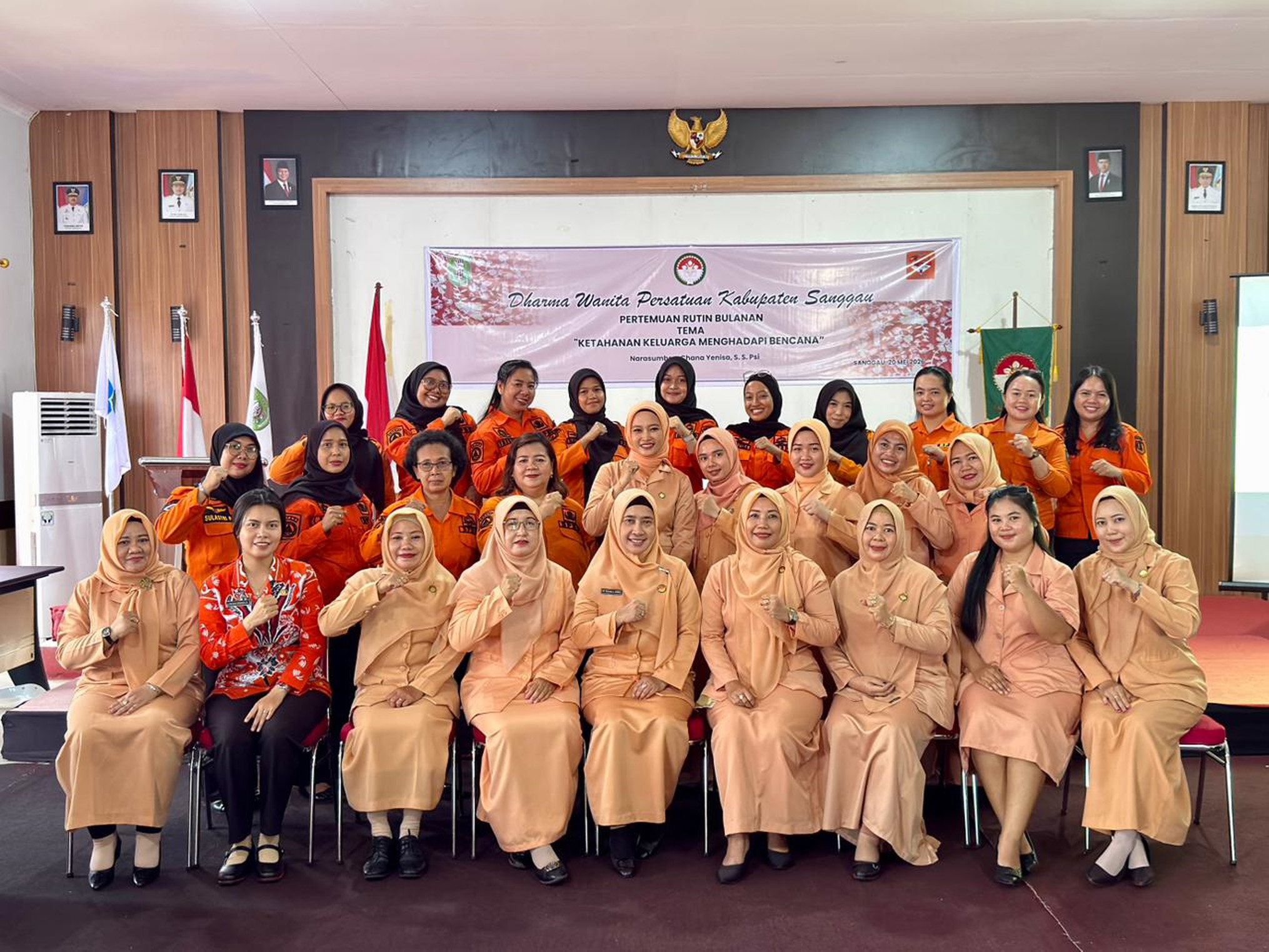 DWP Badan Penanggulangan Bencana Daerah (BPBD) Kabupaten Sanggau sebagai tuan rumah penyelenggara pertemuan rutin bulanan Dharma Wanita Persatuan (DWP) Kabupaten Sanggau.